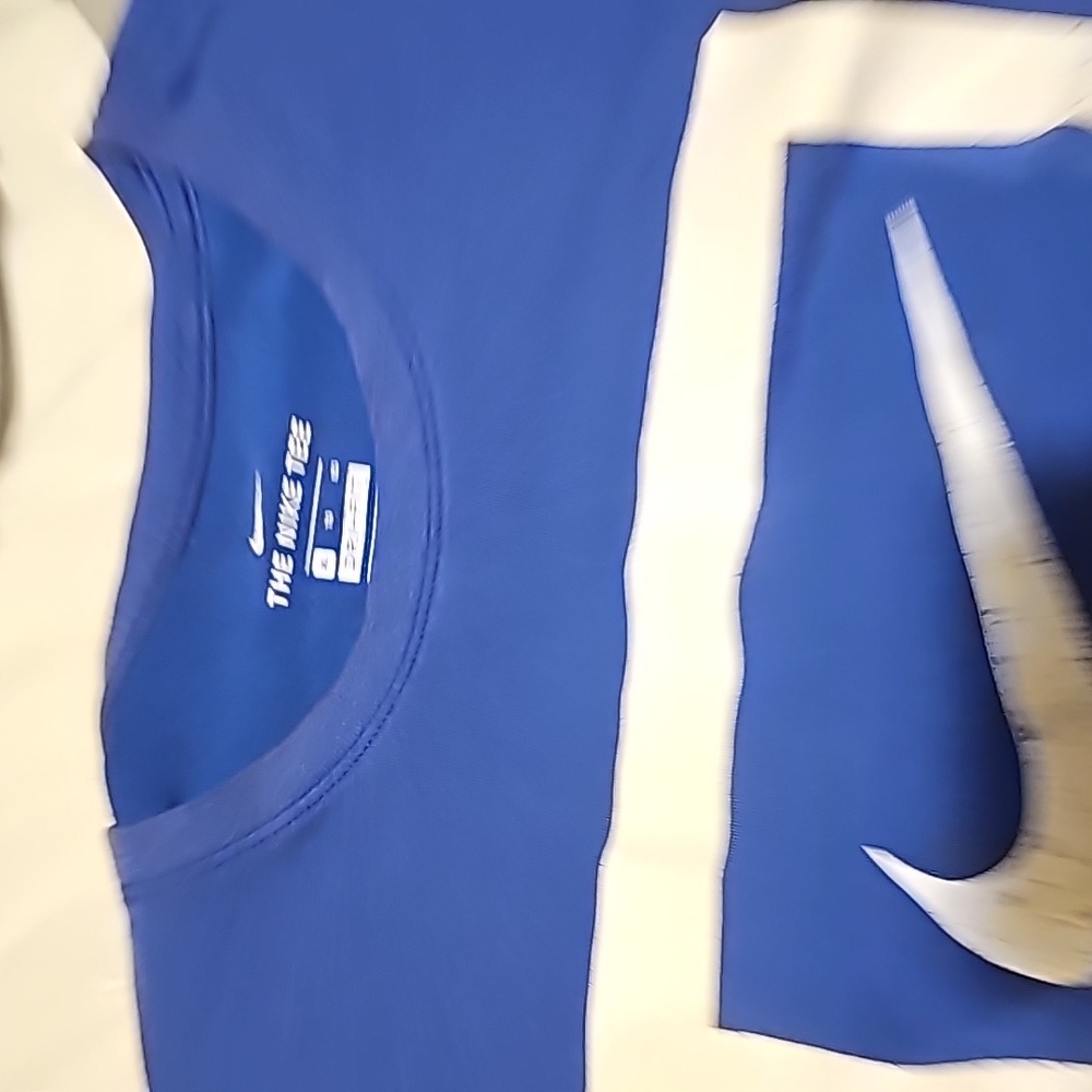 Nike t-shirt